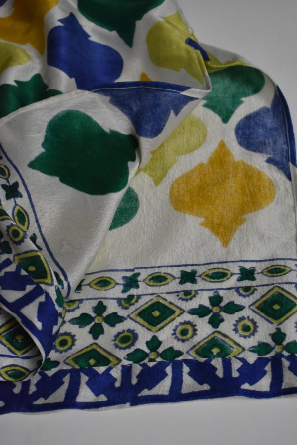 WOOD-BLOCK-PRINTED RAW SILK KAFTAN 1 8 WOOD-BLOCK-PRINTED RAW SILK KAFTAN 1 - Image 8
