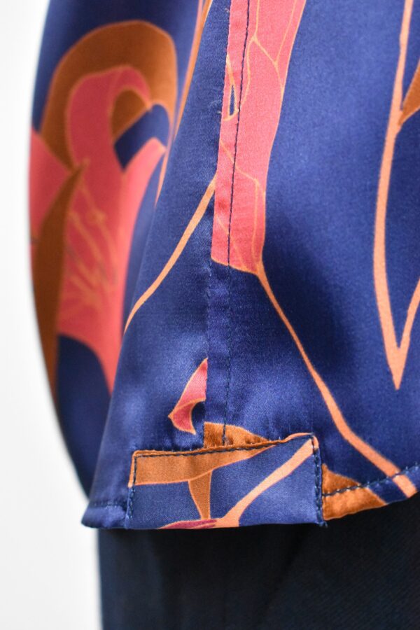 BLUE TULIP CHARMEUSE SILK SIMPLE SHIRT - Image 6