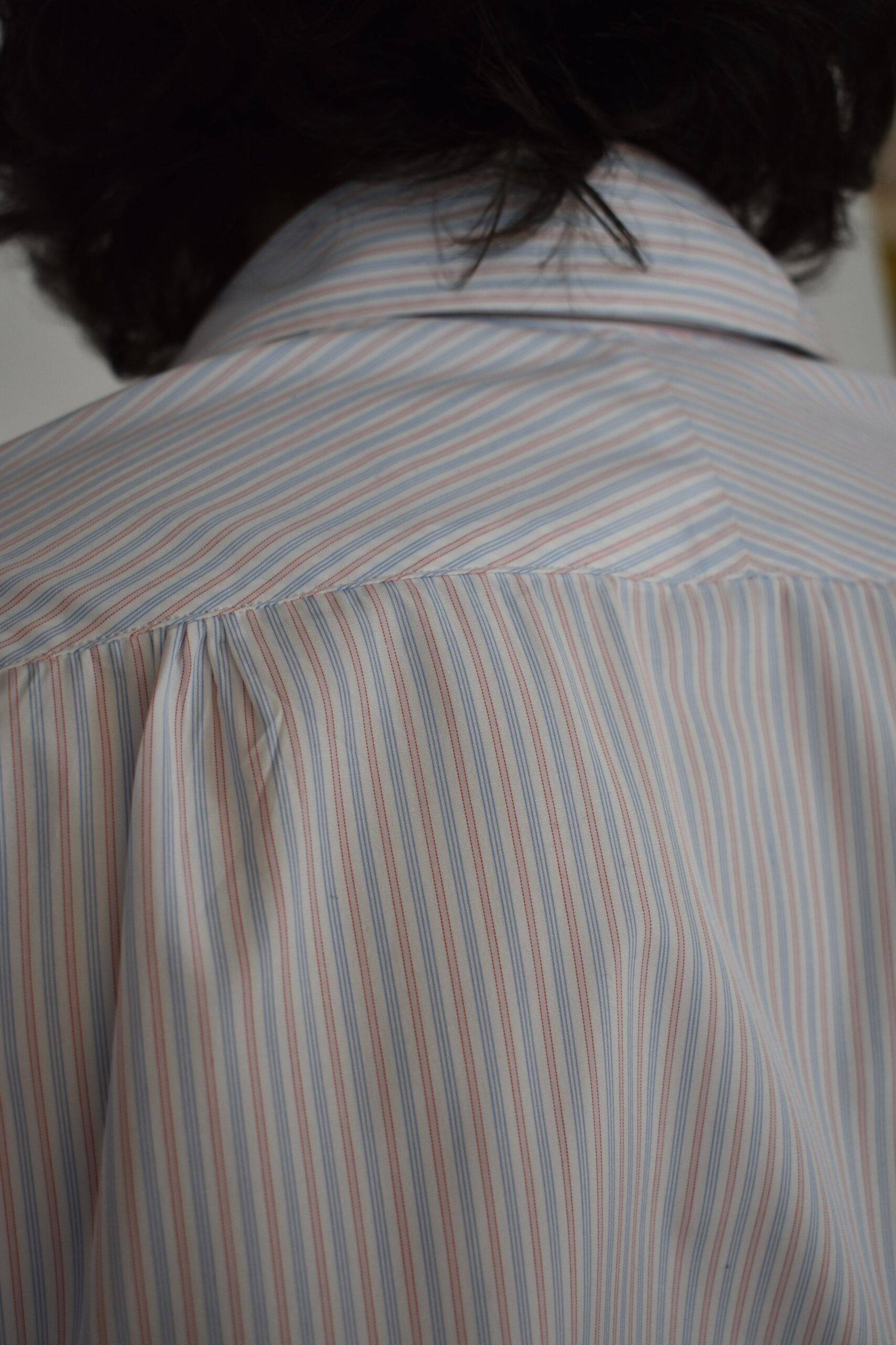 HAND-SEWN GRANDI & RUBINELLI SHIRT IN RED & BLUE ON WHITE 120s 2-PLY POPLIN 3 HAND-SEWN GRANDI & RUBINELLI SHIRT IN RED & BLUE ON WHITE 120s 2-PLY POPLIN - Image 3