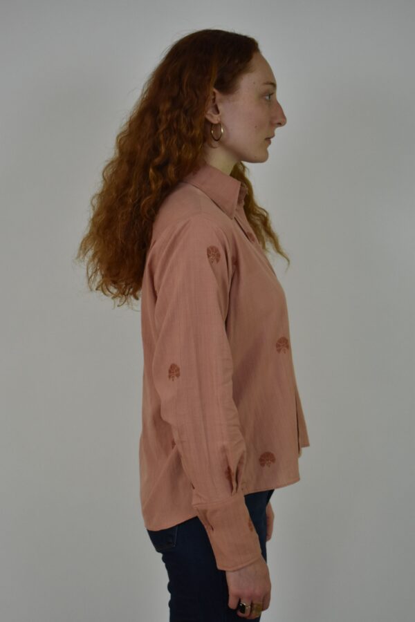 UTTERLY NATURAL SHIRT 4: PLANT-DYED, HANDLOOMED - Image 3