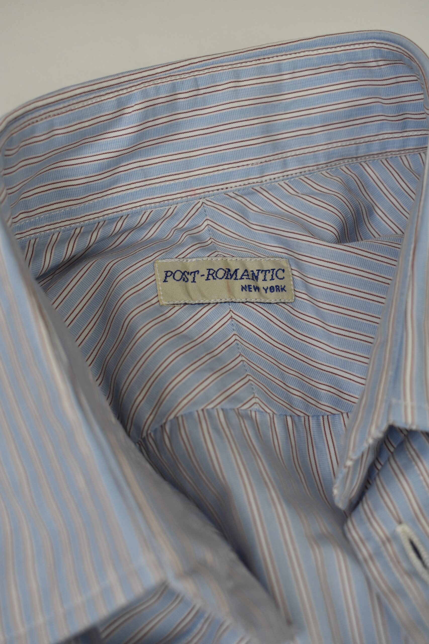 HAND-SEWN GRANDI & RUBINELLI SHIRT IN RED & WHITE ON BLUE 2 HAND-SEWN GRANDI & RUBINELLI SHIRT IN RED & WHITE ON BLUE - Image 2