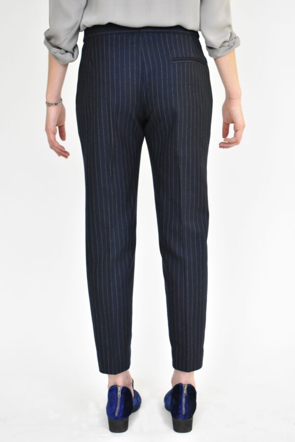 SIMPLE TAPERED PANTS IN NAVY BLUE PINSTRIPED WOOL (Copy) 5 SIMPLE TAPERED PANTS IN NAVY BLUE PINSTRIPED WOOL (Copy) - Image 5