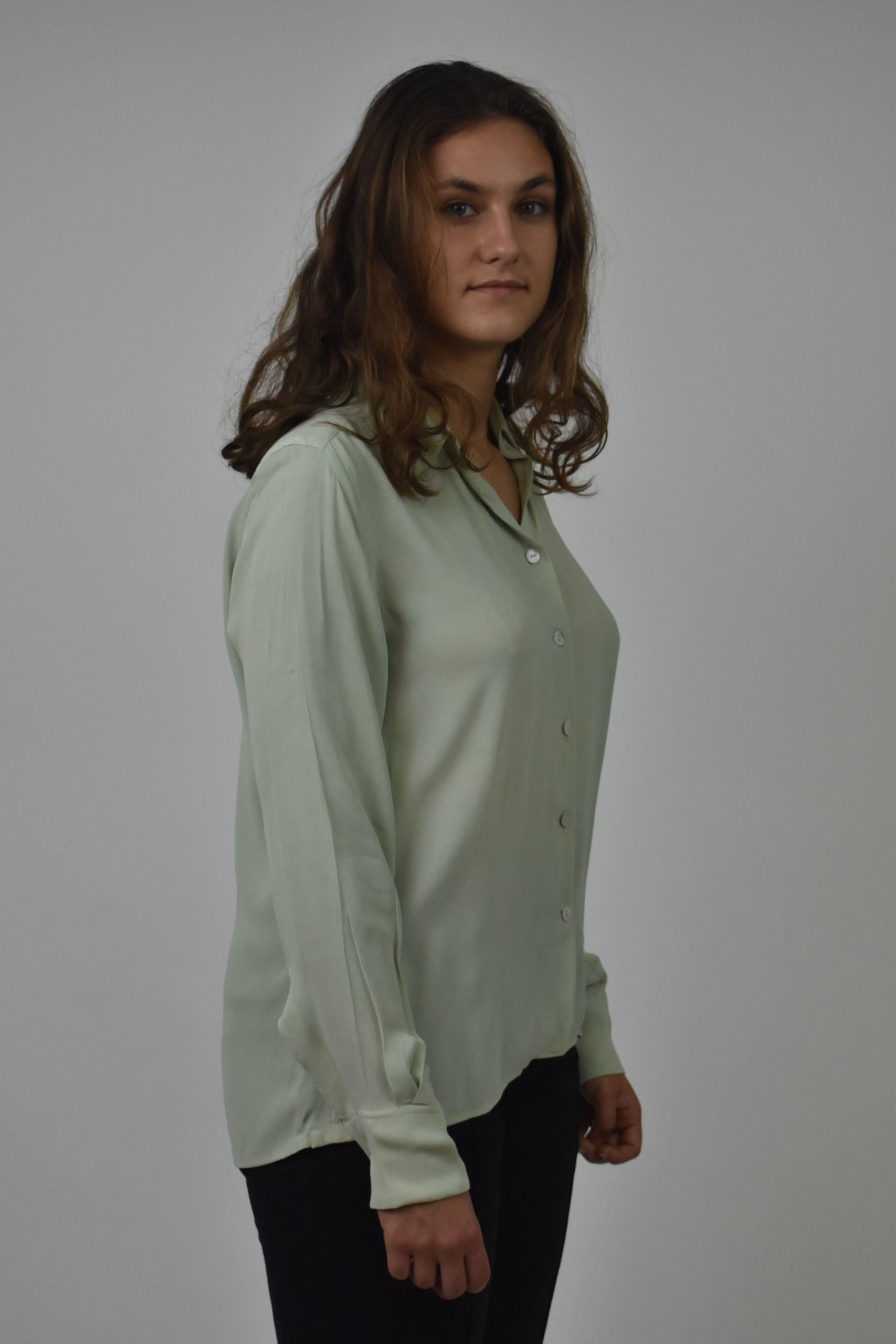 SIMPLE SHIRT IN DUSTY GREEN SILK GEORGETTE 2 SIMPLE SHIRT IN DUSTY GREEN SILK GEORGETTE - Image 2