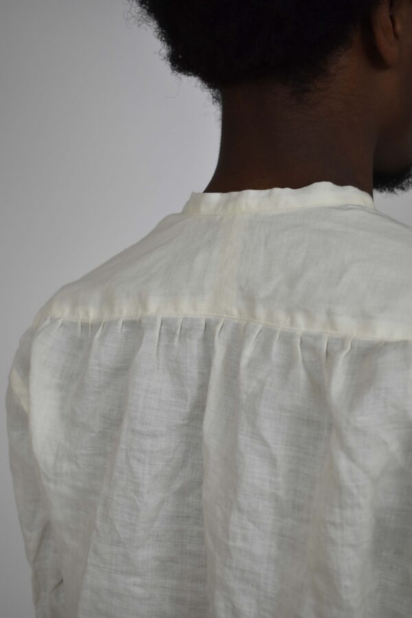 OFFICER-COLLAR SHIRT IN IVORY JAPANESE LIGHT LINEN 6 OFFICER-COLLAR SHIRT IN IVORY JAPANESE LIGHT LINEN - Image 6