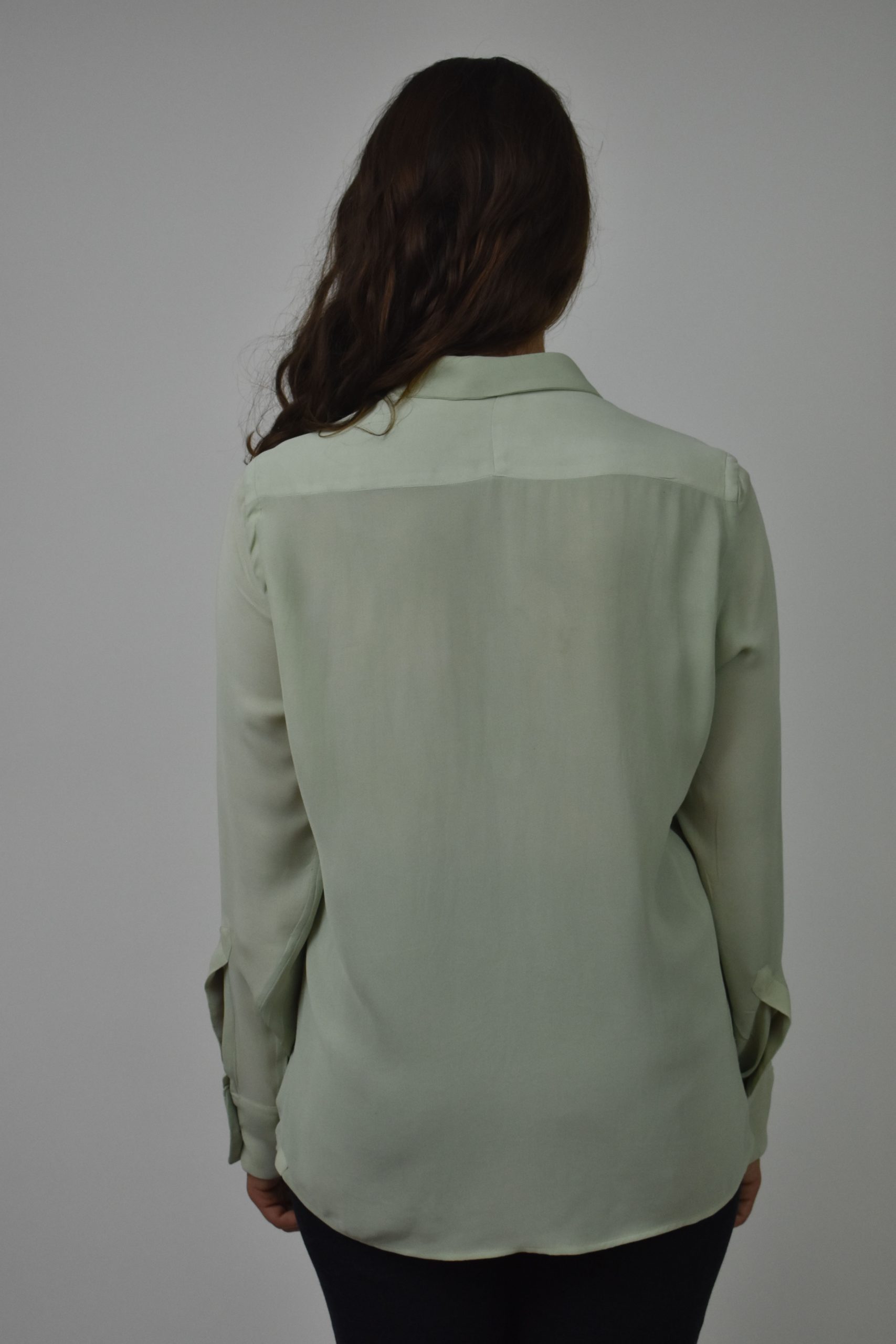 SIMPLE SHIRT IN DUSTY GREEN SILK GEORGETTE 4 SIMPLE SHIRT IN DUSTY GREEN SILK GEORGETTE - Image 4