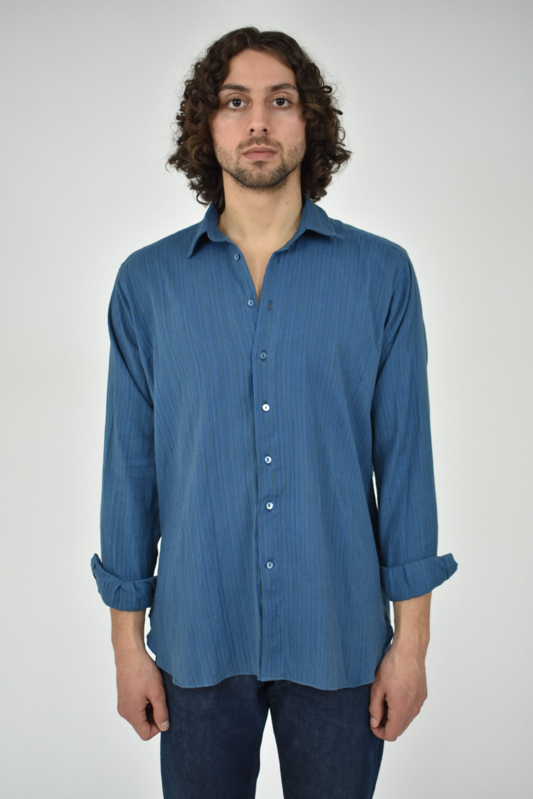 UTTERLY NATURAL SHIRT 6: PLANT DYED, HANDLOOMED 7 UTTERLY NATURAL SHIRT 6: PLANT DYED, HANDLOOMED - Image 7