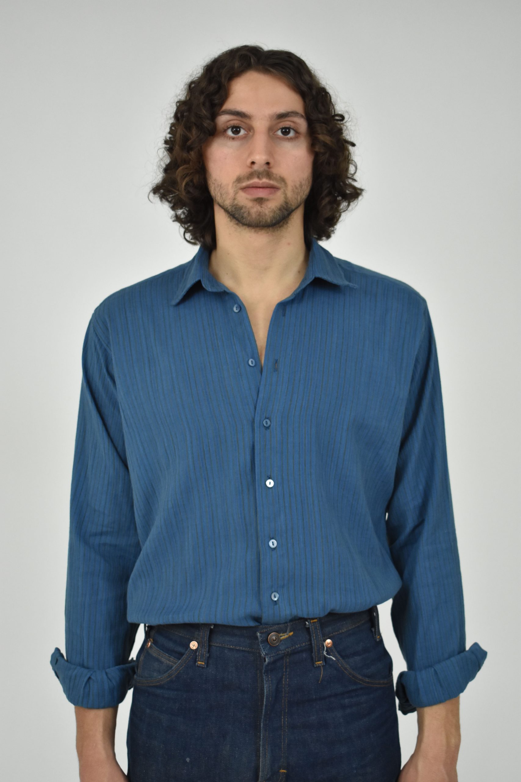 UTTERLY NATURAL SHIRT 6: PLANT DYED, HANDLOOMED 5 UTTERLY NATURAL SHIRT 6: PLANT DYED, HANDLOOMED - Image 5