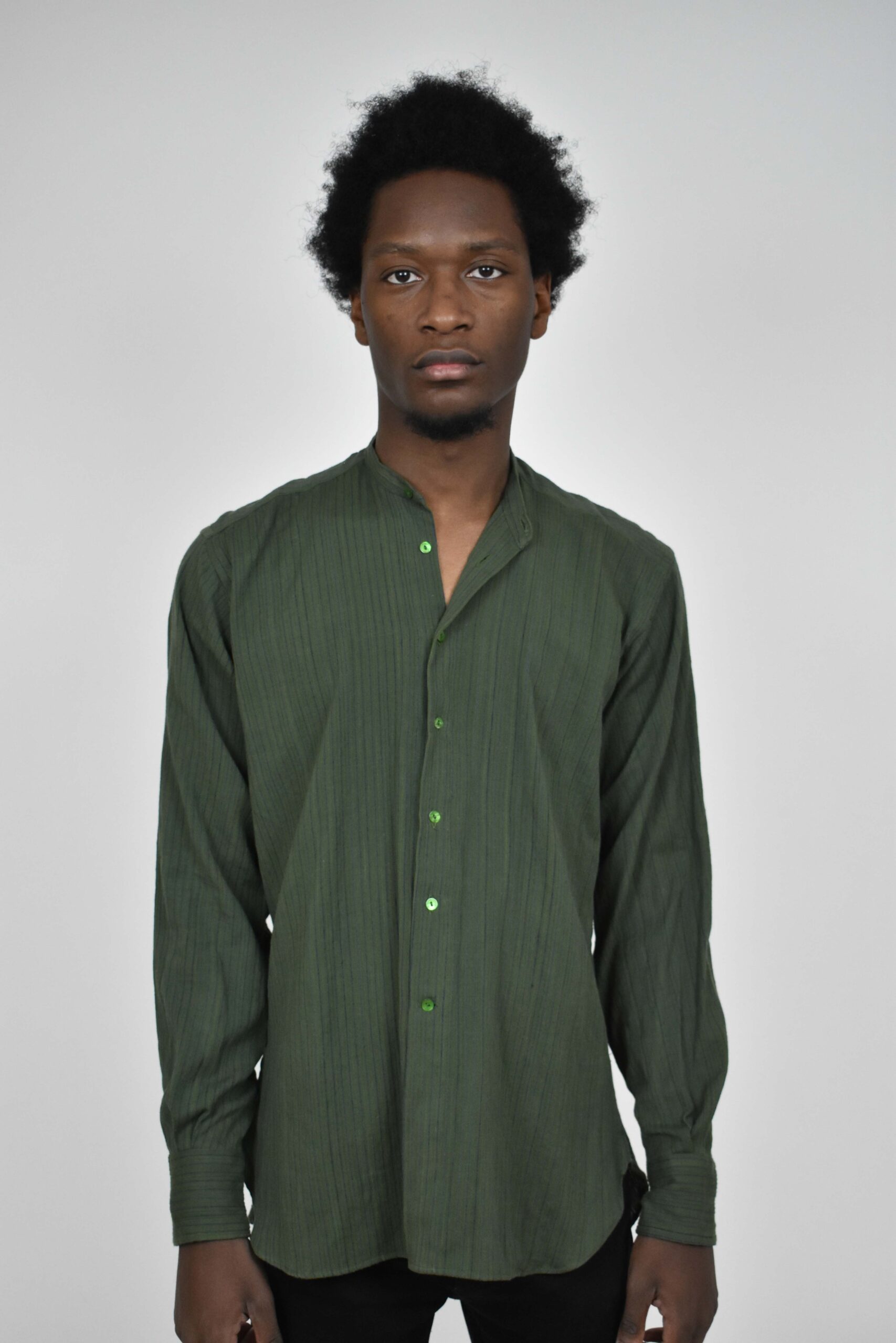 UTTERLY NATURAL SHIRT 8: PLANT DYED, HANDLOOMED 6 UTTERLY NATURAL SHIRT 8: PLANT DYED, HANDLOOMED - Image 6