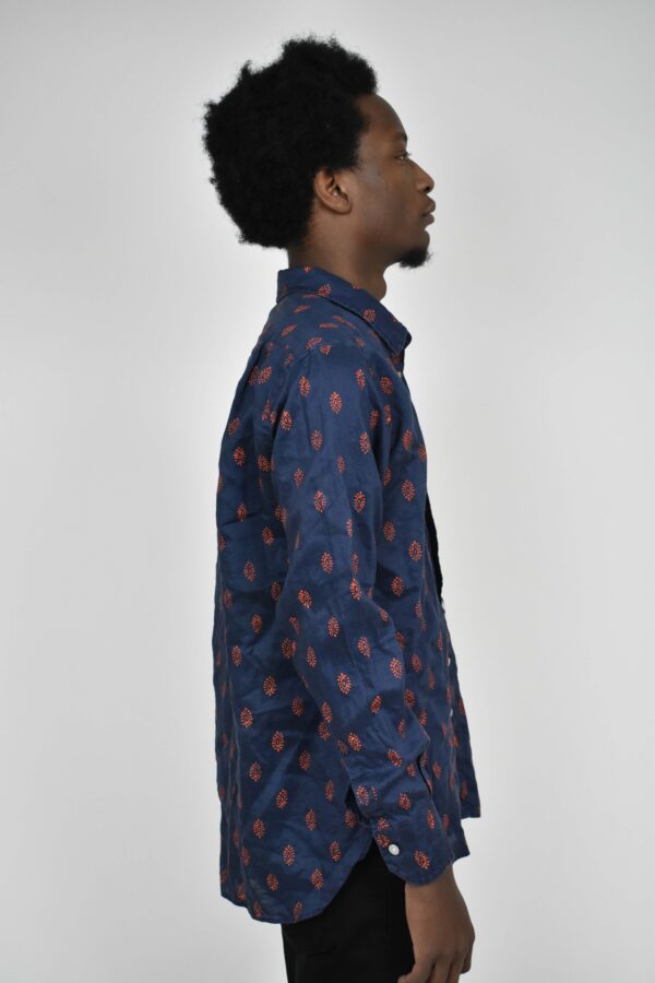 BLOCK-PRINTED NAVY LINEN SHIRT - Image 3