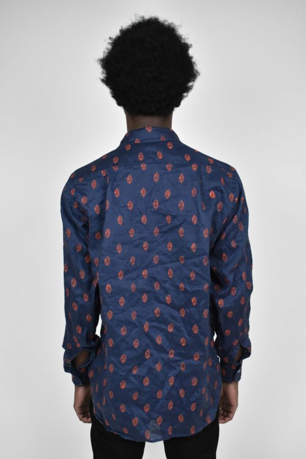 BLOCK-PRINTED NAVY LINEN SHIRT - Image 5