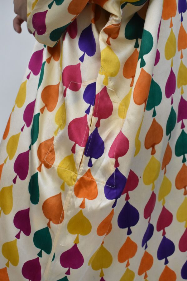 WOOD-BLOCK-PRINTED CHARMEUSE SILK KAFTAN 2 - Image 4