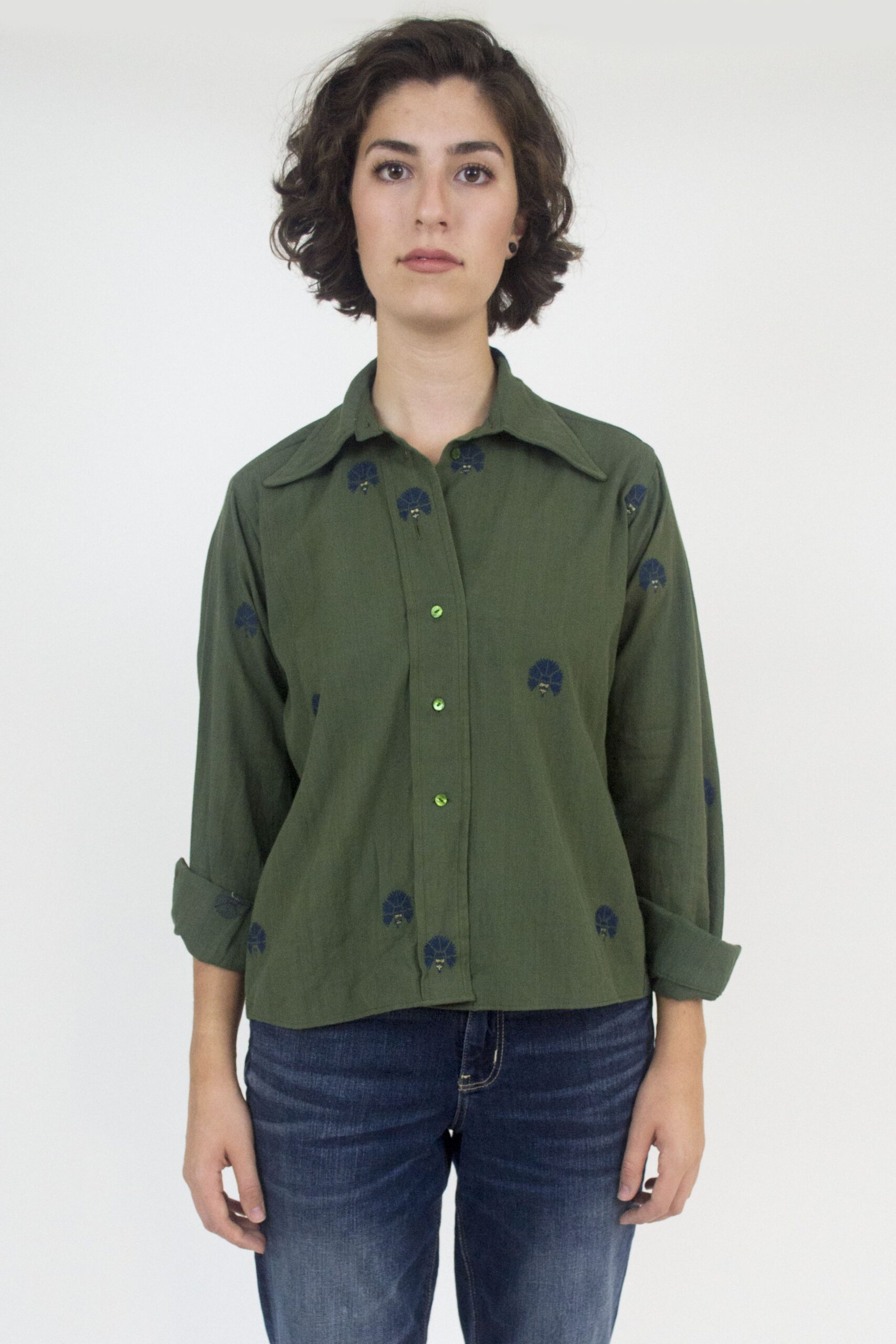 UTTERLY NATURAL SHIRT 5: PLANT-DYED, HANDLOOMED 1 UTTERLY NATURAL SHIRT 5: PLANT-DYED, HANDLOOMED