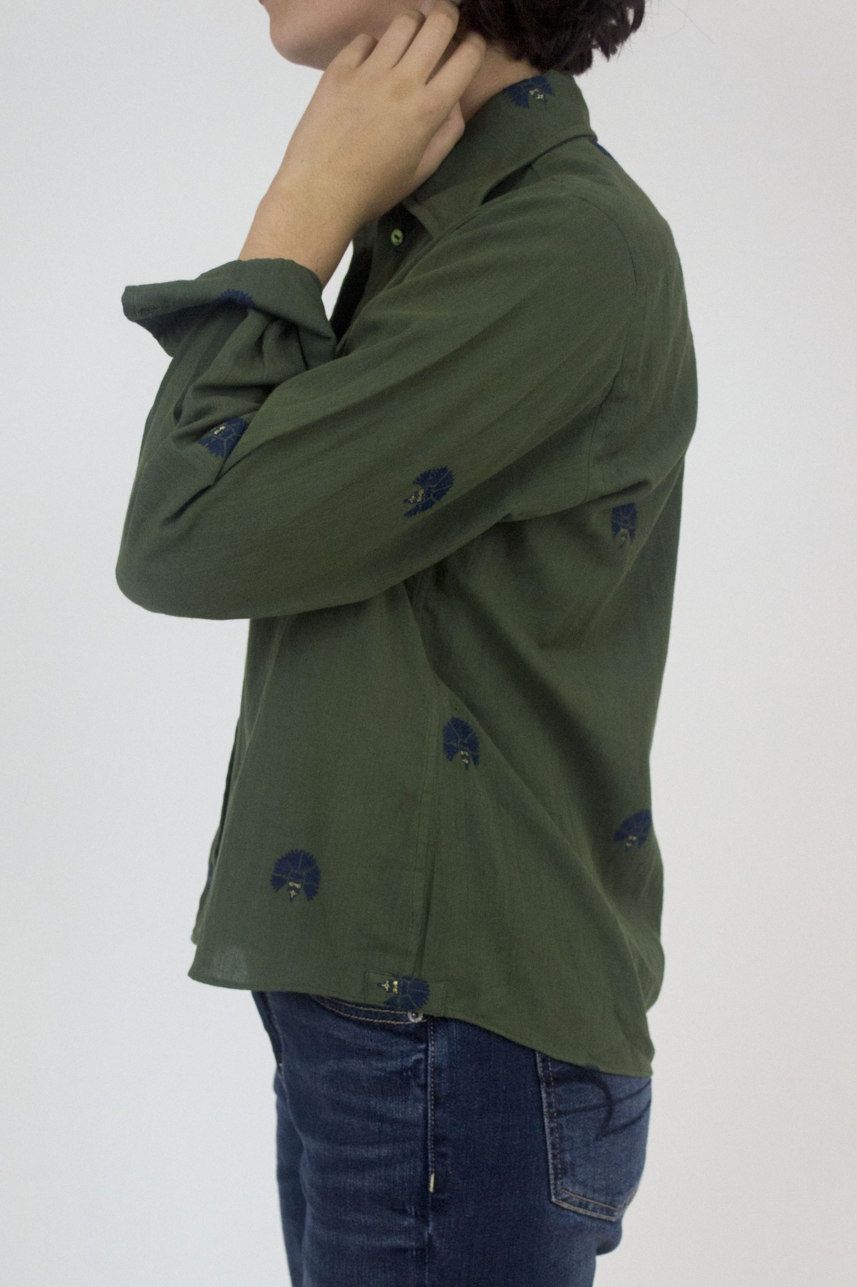 UTTERLY NATURAL SHIRT 5: PLANT-DYED, HANDLOOMED 2 UTTERLY NATURAL SHIRT 5: PLANT-DYED, HANDLOOMED - Image 2