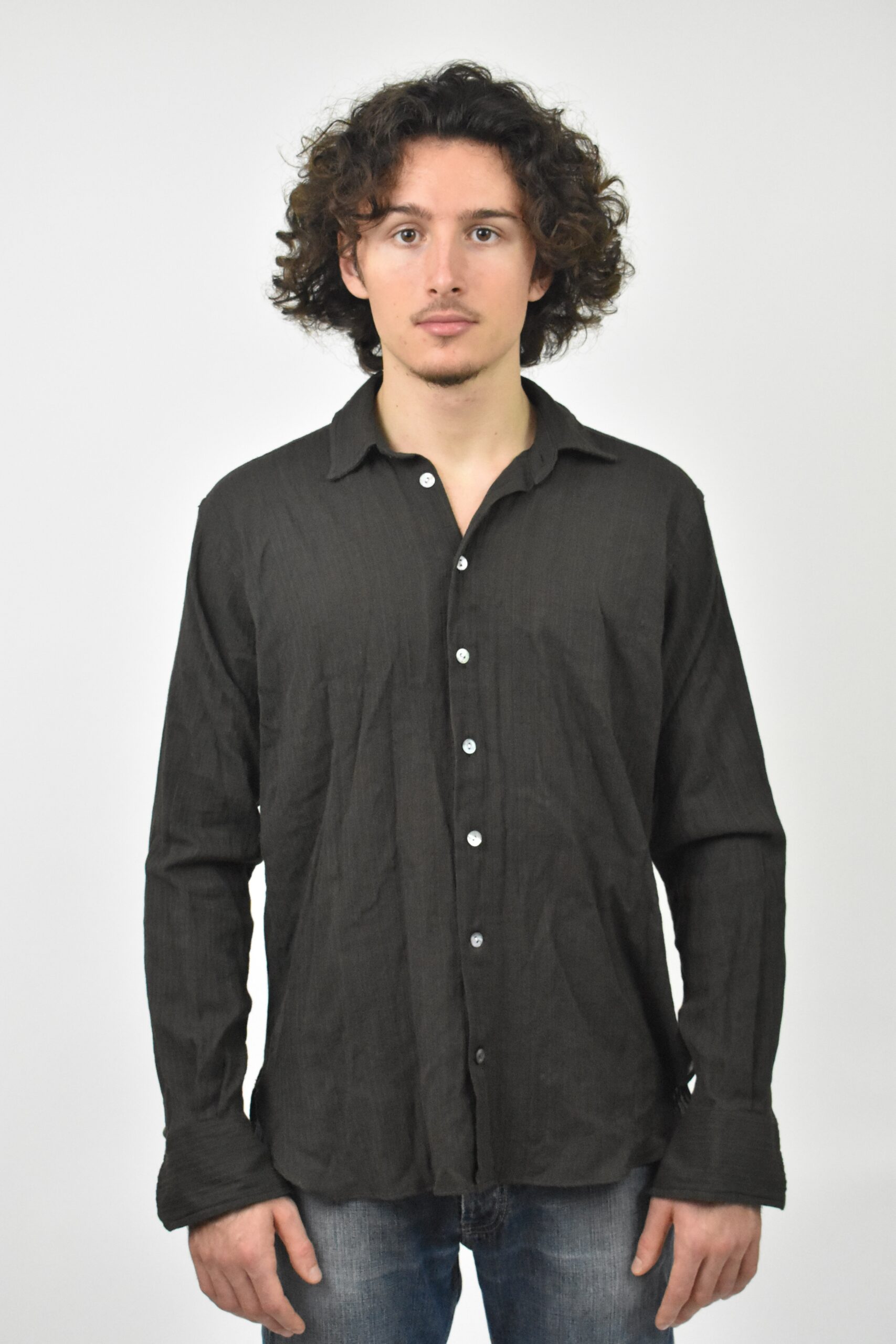 UTTERLY NATURAL SHIRT 9: PLANT DYED, HANDLOOMED 1 UTTERLY NATURAL SHIRT 9: PLANT DYED, HANDLOOMED