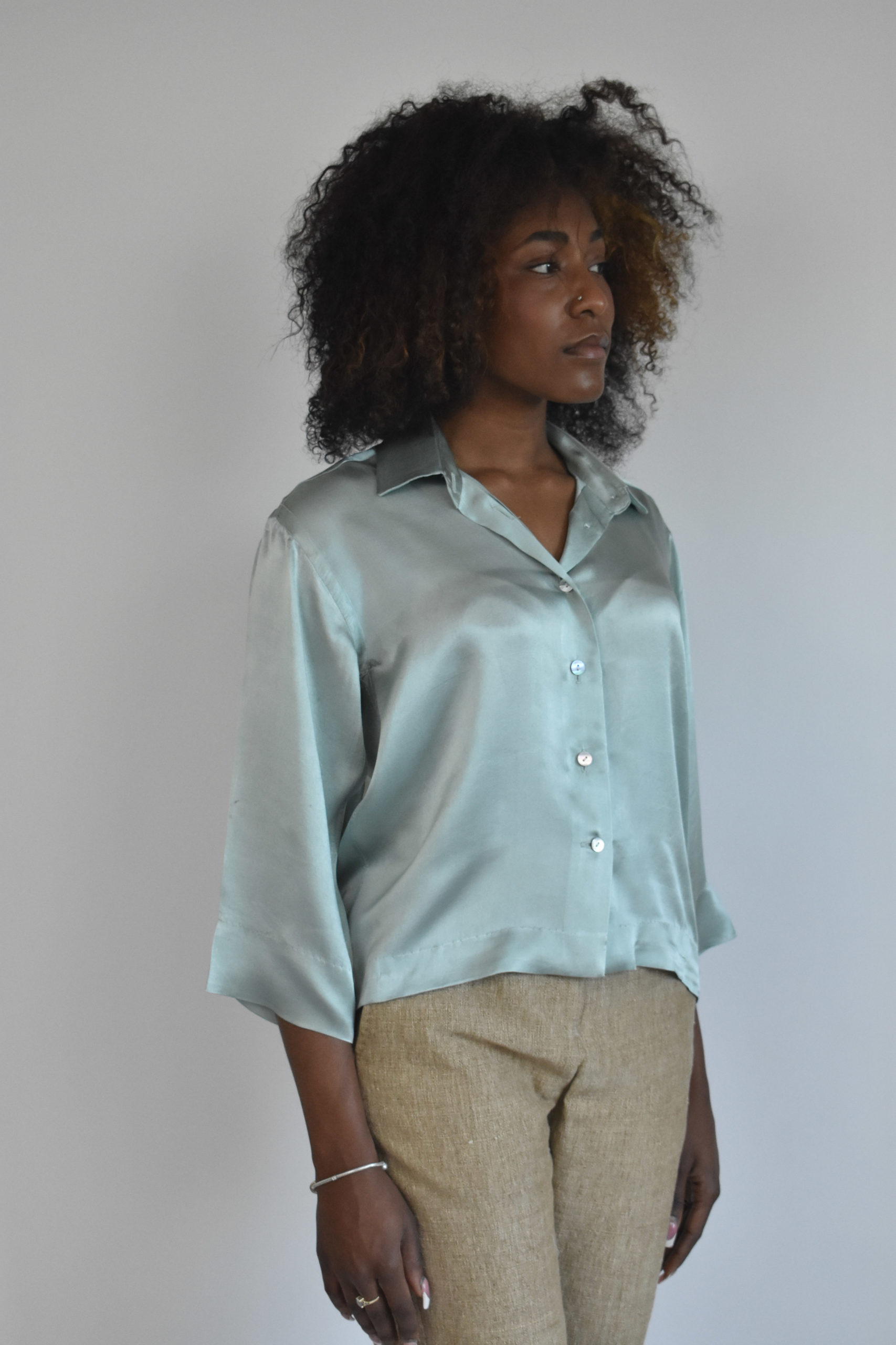 CROPPED SHIRT IN BLUEISH-MINT CHARMEUSE SILK 2 CROPPED SHIRT IN BLUEISH-MINT CHARMEUSE SILK - Image 2