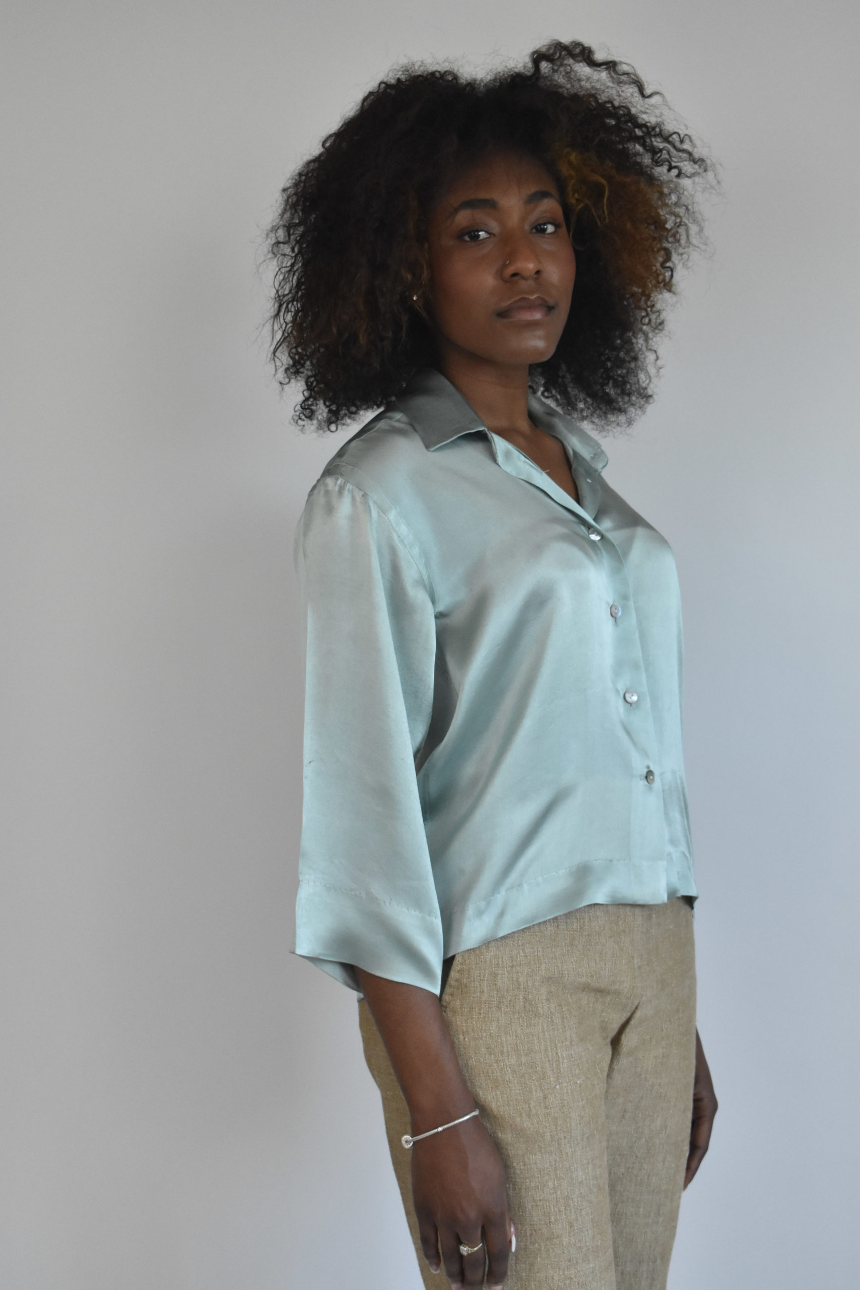CROPPED SHIRT IN BLUEISH-MINT CHARMEUSE SILK 1 CROPPED SHIRT IN BLUEISH-MINT CHARMEUSE SILK