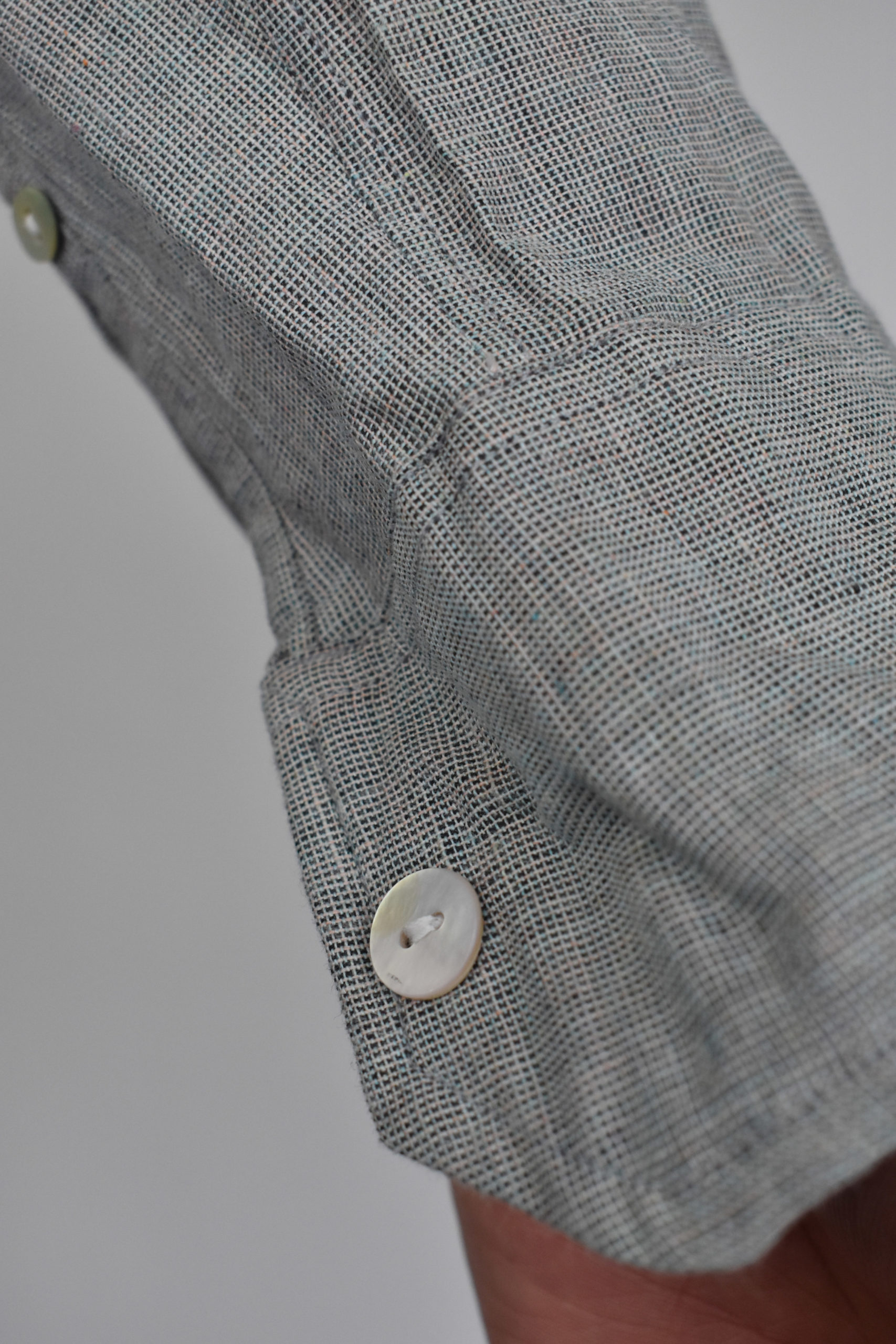 SIMPLE SHIRT IN LIGHT BLUE HANDLOOMED COTTON 6 SIMPLE SHIRT IN LIGHT BLUE HANDLOOMED COTTON - Image 6