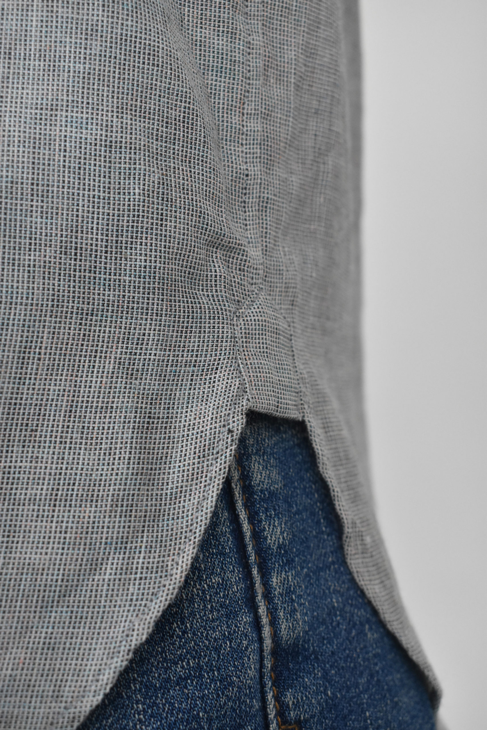 SIMPLE SHIRT IN LIGHT BLUE HANDLOOMED COTTON 4 SIMPLE SHIRT IN LIGHT BLUE HANDLOOMED COTTON - Image 4