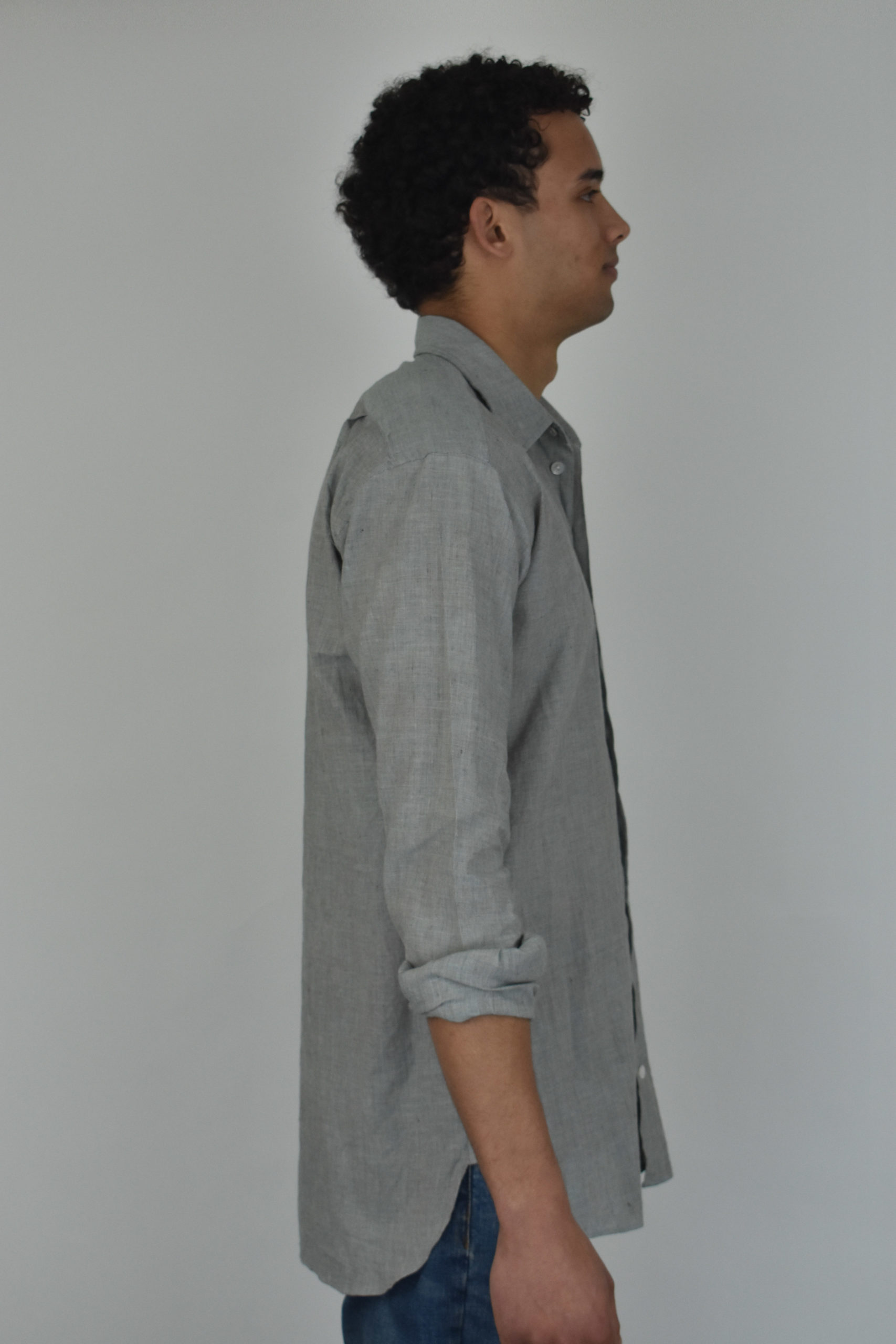 SIMPLE SHIRT IN LIGHT BLUE HANDLOOMED COTTON 2 SIMPLE SHIRT IN LIGHT BLUE HANDLOOMED COTTON - Image 2