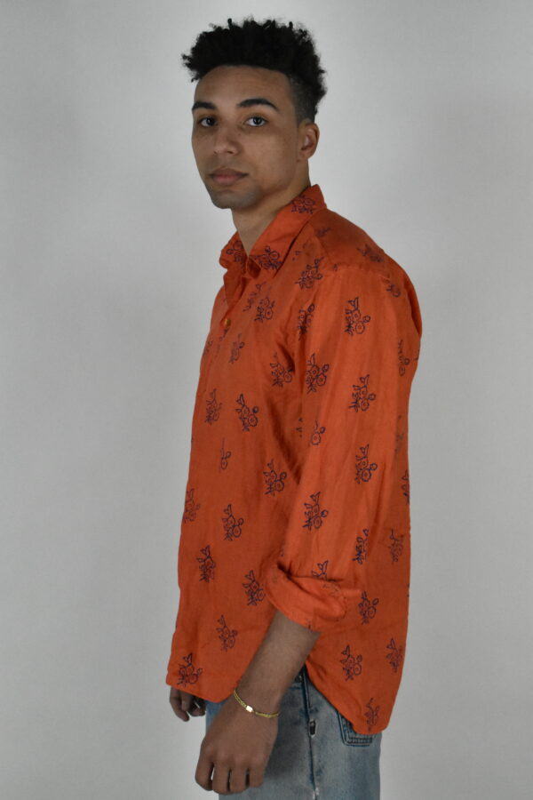 BLOCK-PRINTED BURNT ORANGE LINEN SHIRT 1 BLOCK-PRINTED BURNT ORANGE LINEN SHIRT