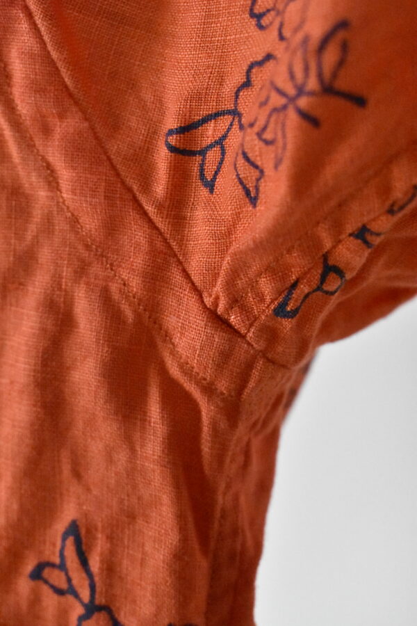 BLOCK-PRINTED BURNT ORANGE LINEN SHIRT 3 BLOCK-PRINTED BURNT ORANGE LINEN SHIRT - Image 3