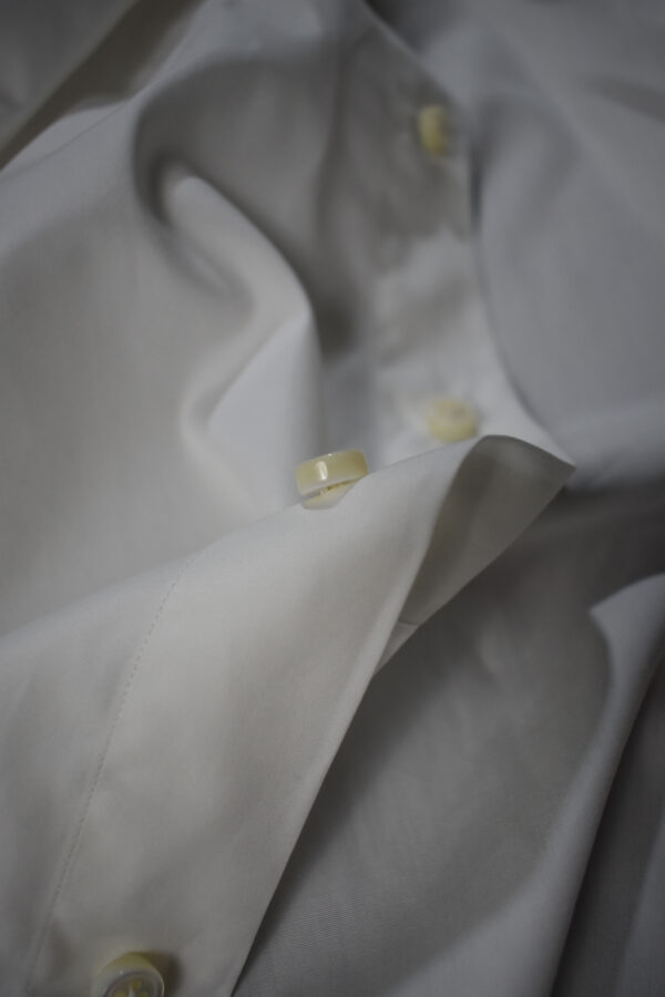 HAND-SEWN SHIRT IN WHITE 120s 2-PLY POPLIN 11 HAND-SEWN SHIRT IN WHITE 120s 2-PLY POPLIN - Image 11