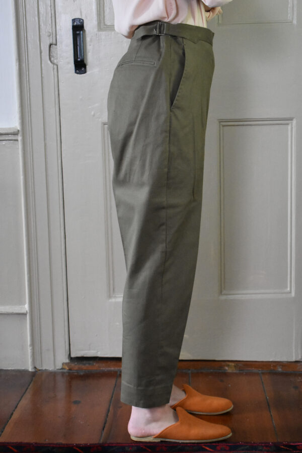 OLIVE TAPERED PANTS IN BRUSHED COTTON TWILL - Image 5